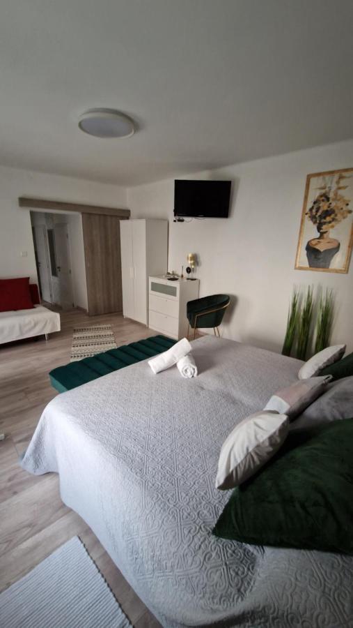Anida Holiday Home 쇼프론 외부 사진